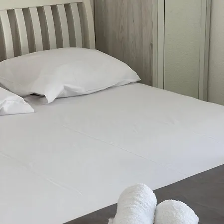 Days Inn Long Beach Ulcinj Room photo