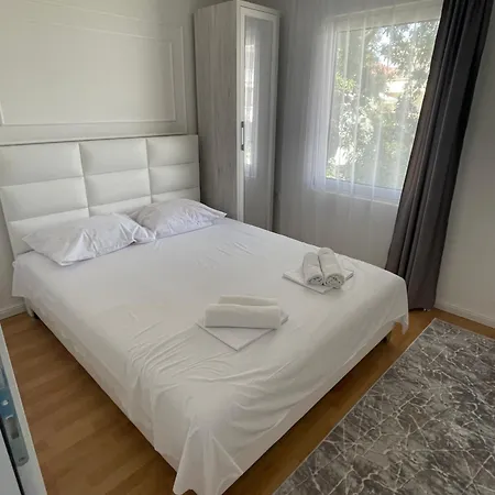 Days Inn Long Beach Ulcinj Room photo