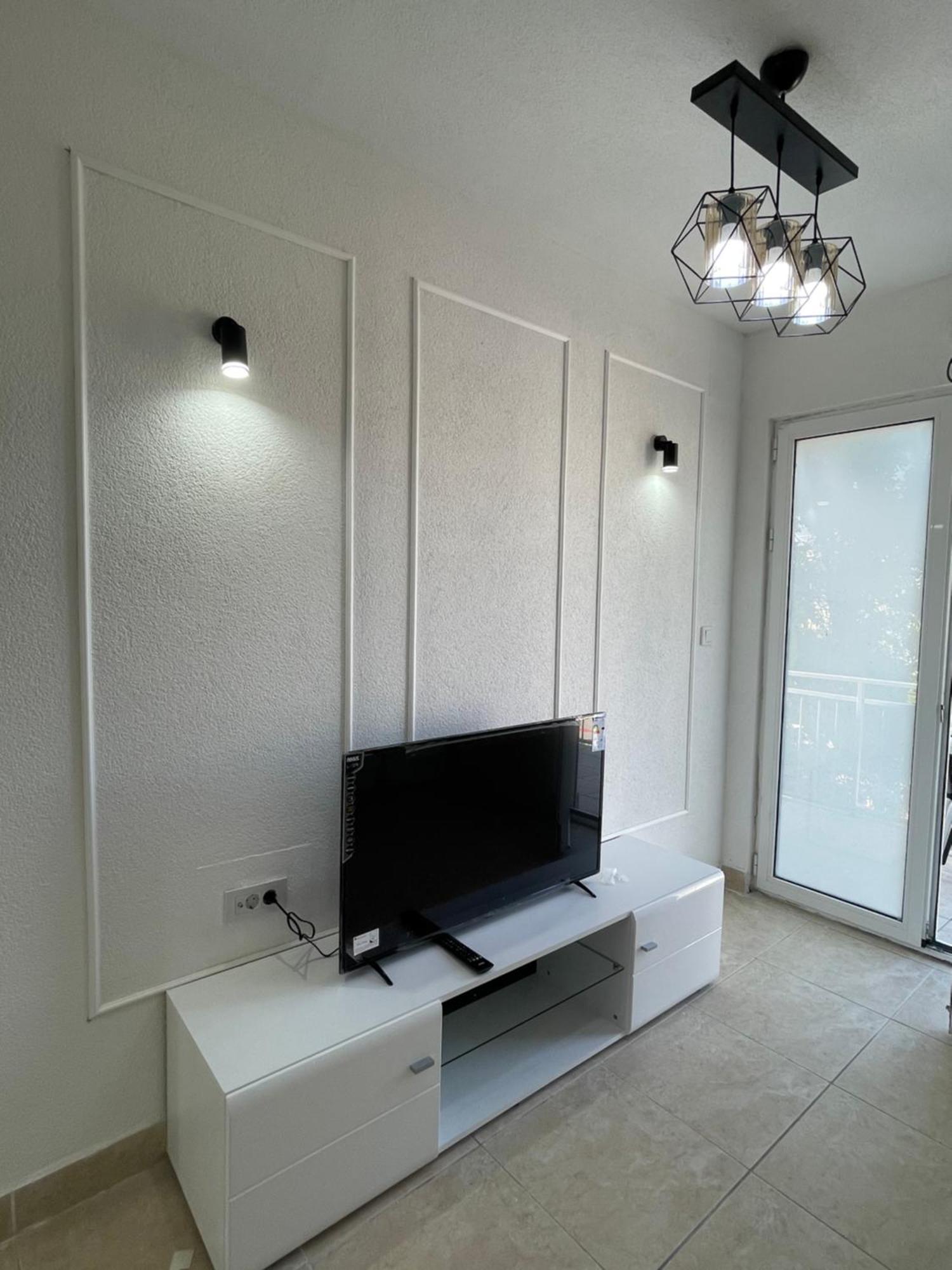 Days Long Apartment